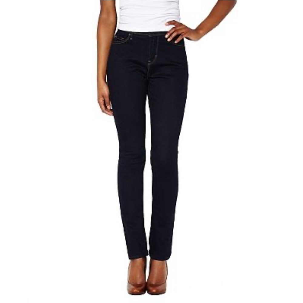 Women's Levi's 512 Perfectly Slimming Skinny Jeans size 6- like new condition